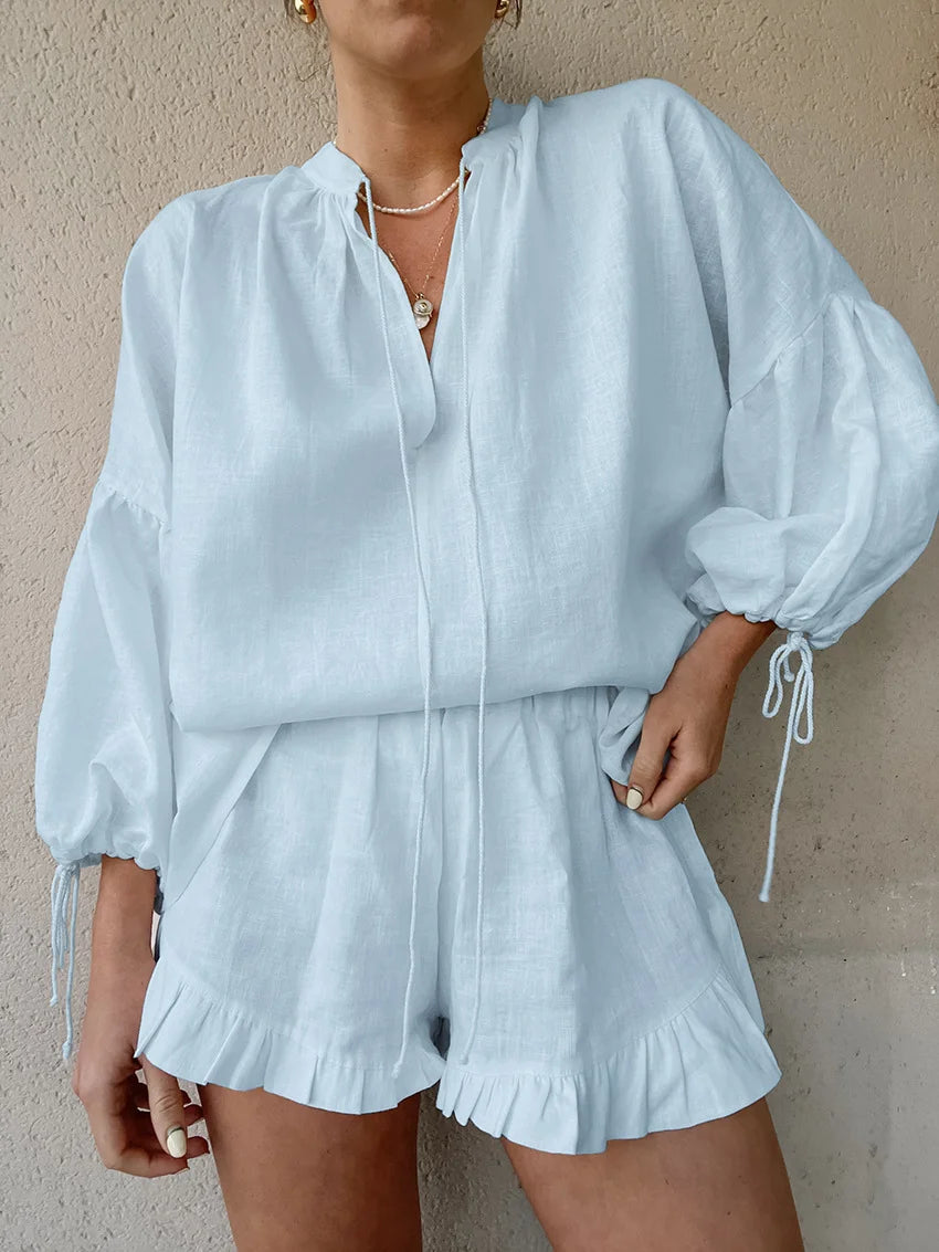 Ensemble deux pièces en coton et lin avec haut à manches lanternes et pantalon court