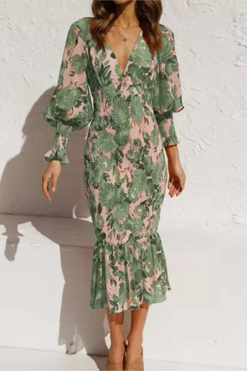Serena | Robe en queue de poisson imprimée à col en V
