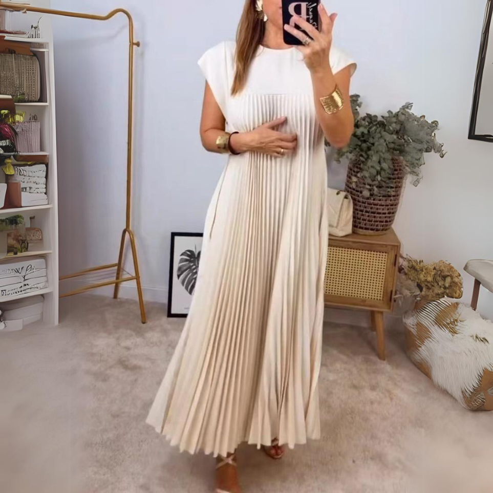 Robe à plis légère et élégante