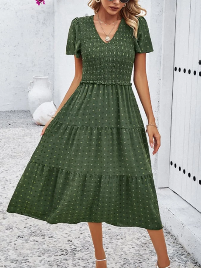 Robe à manches courtes et encolure en V