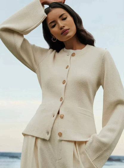 Jane - Cardigan Tricoté Doux avec Boutons pour Femmes