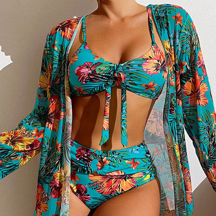Bikini 3 pièces avec fleurs et robe de chambre
