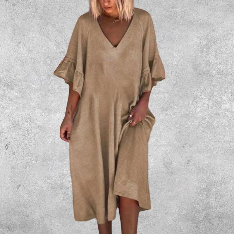 Robe de couleur unie avec manches à volants