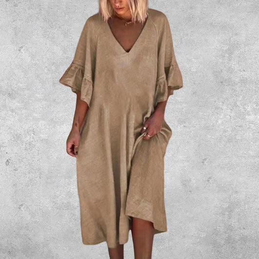 Robe de couleur unie avec manches à volants