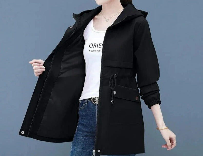 Karla | Coupe-vent à capuche pour femmes