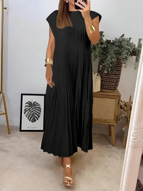Robe légère raffinée avec plis