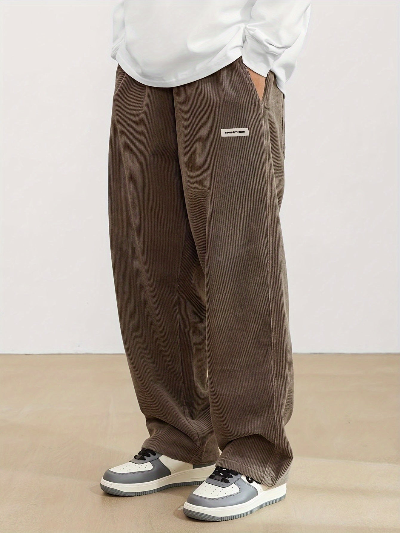 Pantalon en velours côtelé avec poches pour hommes - brui