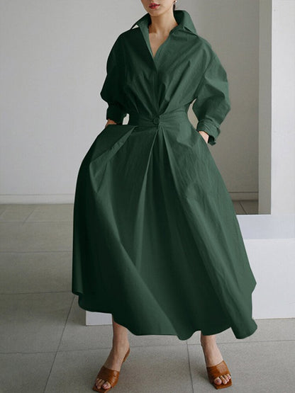 Robe longue élégante avec plissés sophistiqués