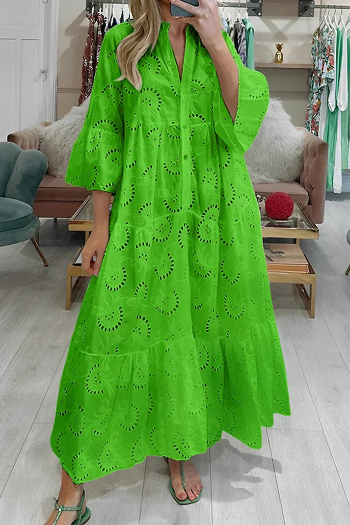 Grace - Robe élégante avec œillets brodés
