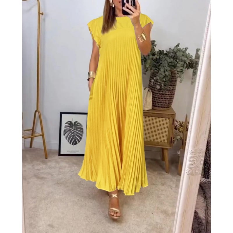 Robe midi décontractée à motif plissé, idéale pour un look moderne et décontracté.