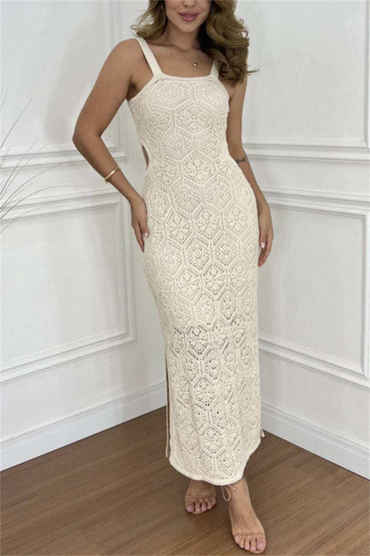 Robe longue avec encolure carrée et bretelles spaghetti pour les occasions spéciales