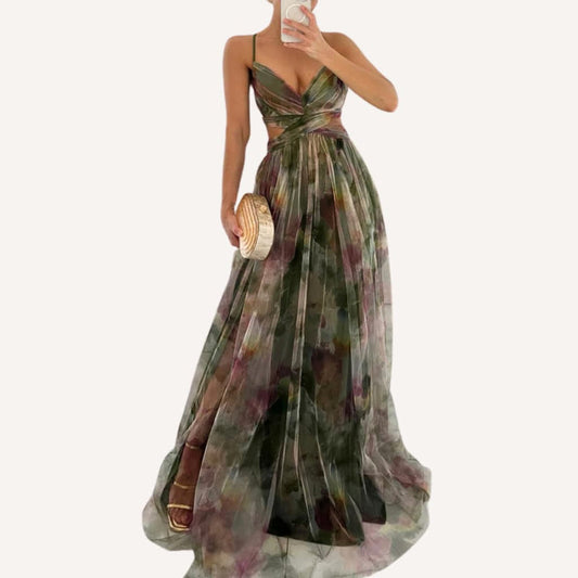 Robe longue élégante à fines bretelles et imprimé floral