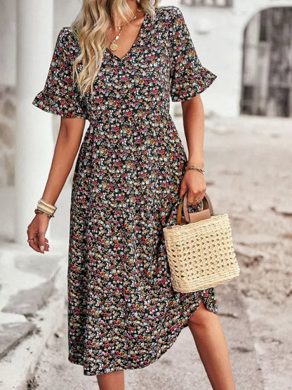Aica - Élégante mini robe de vacances à manches courtes et col en V