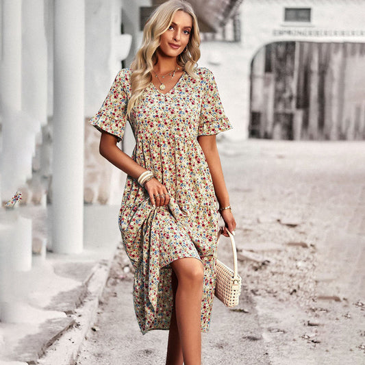 Mini-robe élégante à fleurs pour femmes