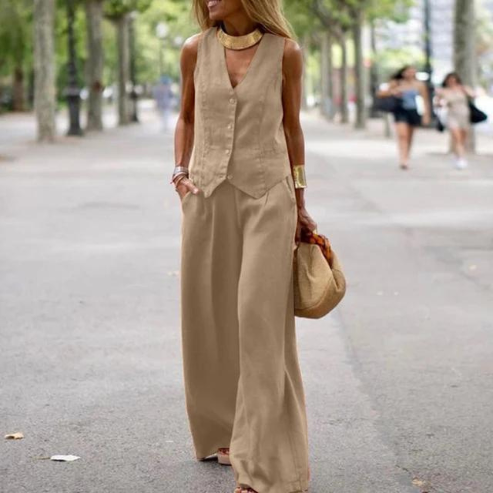 Ensemble élégant pour femmes - haut et pantalon