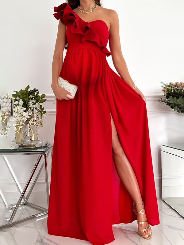 Robe de grossesse longue à volants et design asymétrique
