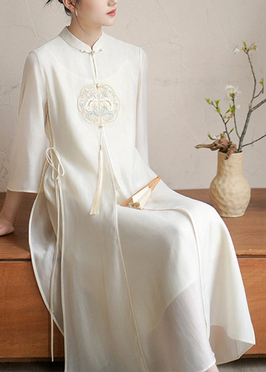 Nimfa - Robe élégante avec col chinois