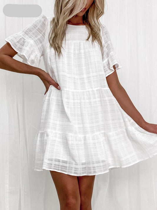 Robe d'été courte de style décontracté à manches courtes