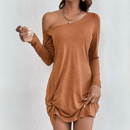 Delilah - Robe élégante épaules dénudées à manches longues