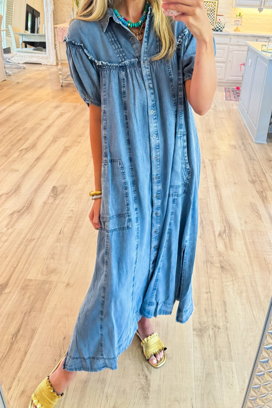 Robe de soirée longue à manches bouffantes et fermeture à l'avant
