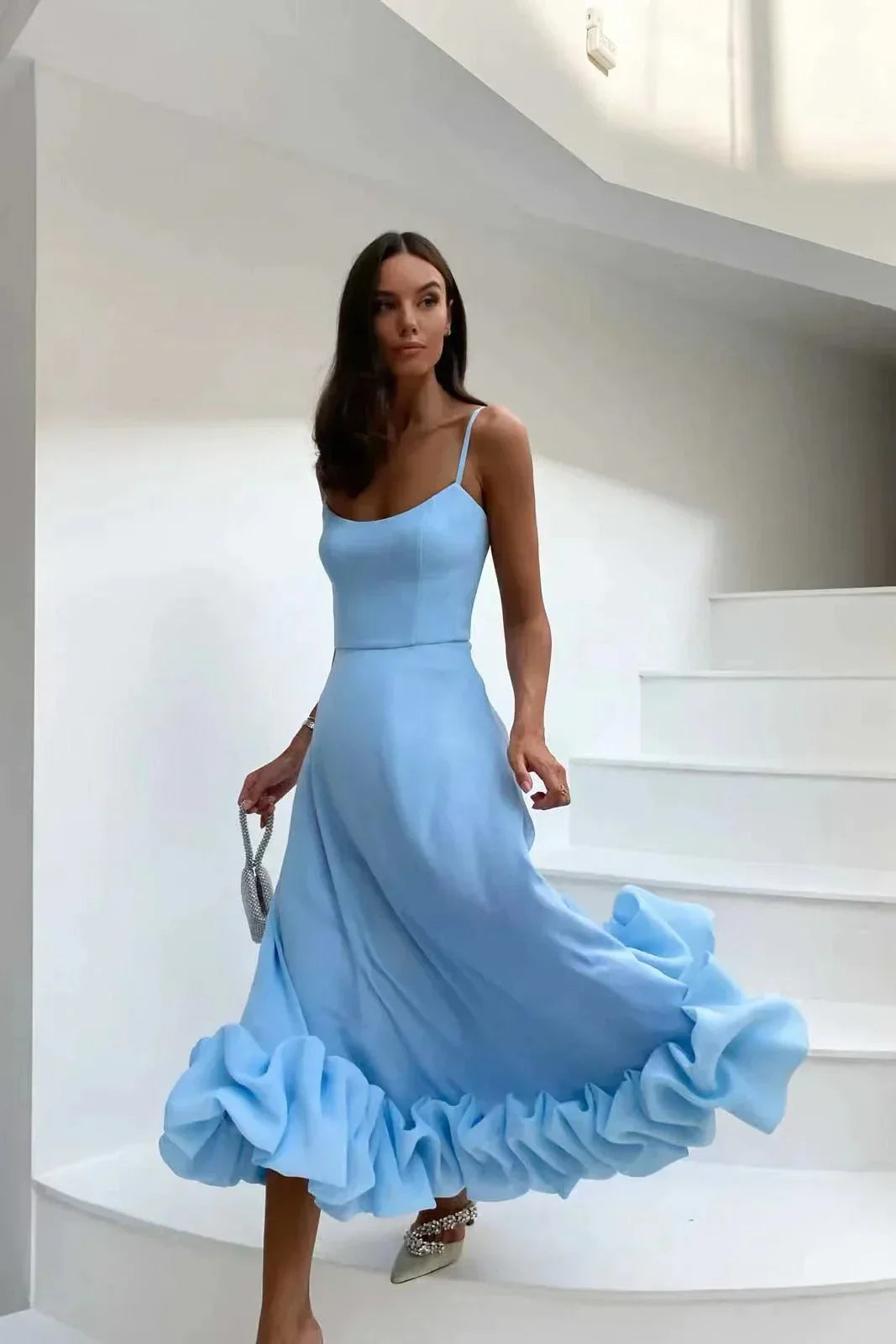 Emilia - Robe midi avec volant et bustier