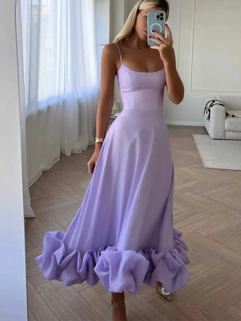 Emilia - Robe midi avec volant et bustier