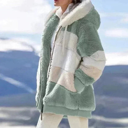 Veste à capuche moelleuse pour femmes
