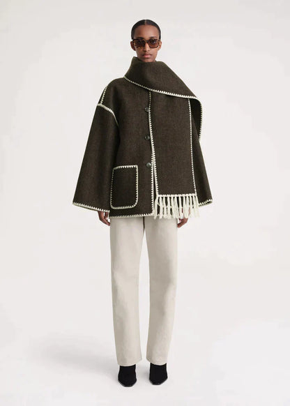 Veste de luxe en mérinos avec écharpe