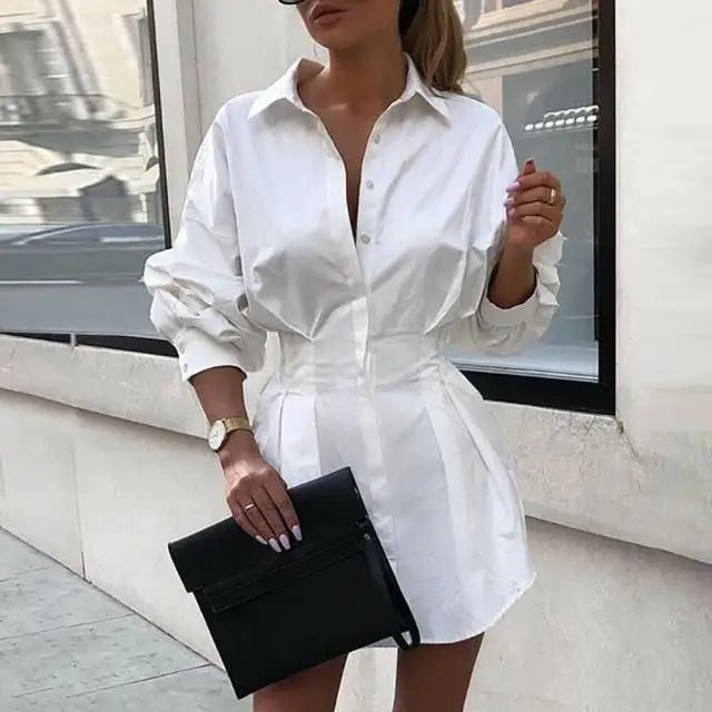 Calliope - Chemise habillée à col rabattu et bouton de taille