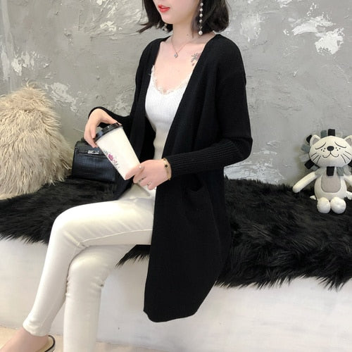 Long cardigan tricoté avec poches