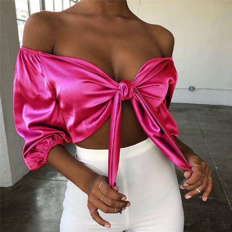Joanne Satin Top | Sexy, élégant et stylé