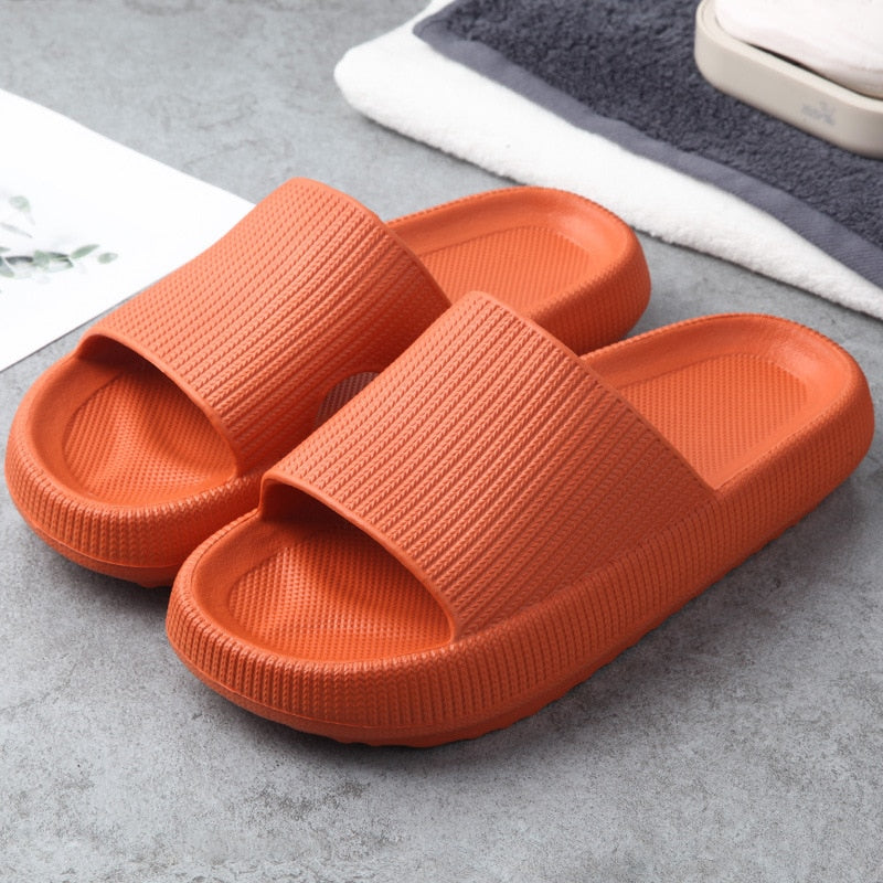 ComfySlides™ : Chaussons pour femmes