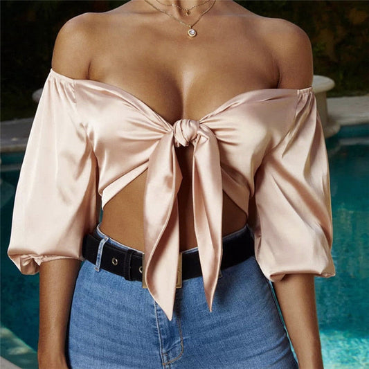 Joanne Satin Top | Sexy, élégant et stylé