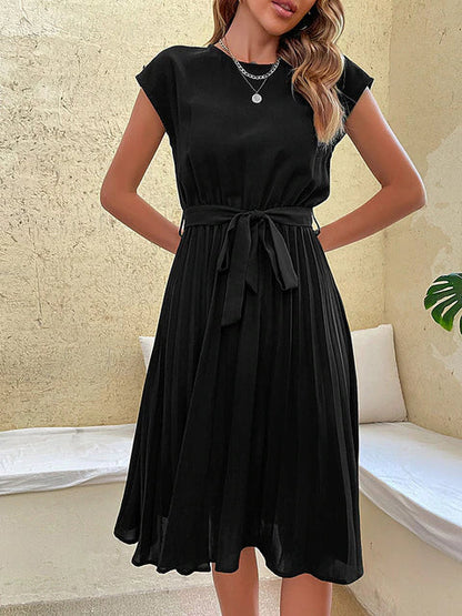 Constance - Robe d'été à manches courtes avec plis