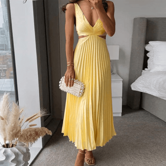Robe longue plissée pour femme, style élégant, idéale pour les occasions spéciales.