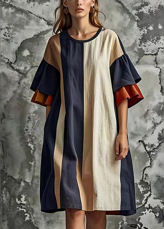 Ada - Robe ample et colorée avec encolure en patchwork et manches évasées