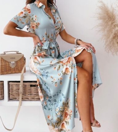 Lourdes - Robe midi à manches courtes et col en V