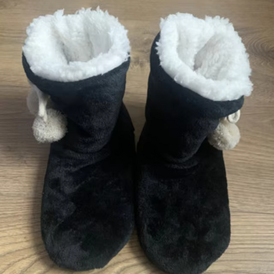 Nuria - Pantoufle chaude pour l'hiver