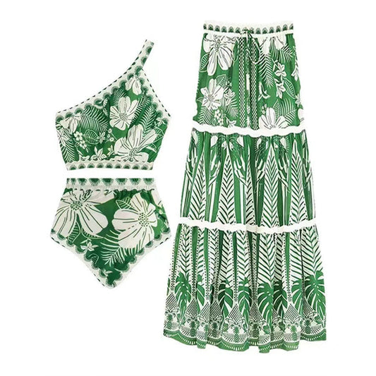 Maillot de bain léger et charmant
