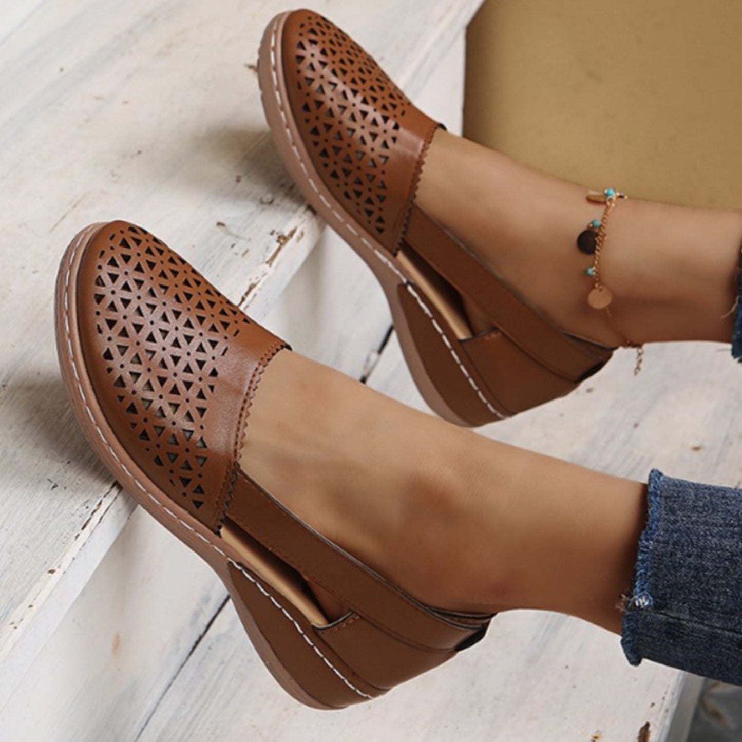Daantje | Espadrilles en cuir vintage avec motif évidé