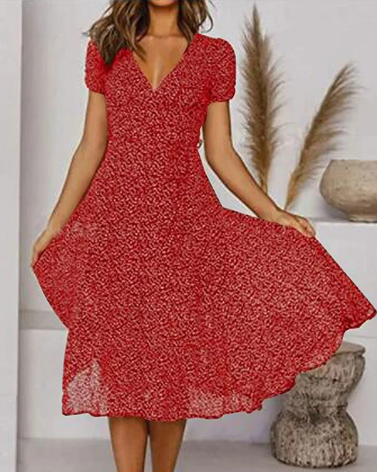 Paloma - Robe en mousseline de soie imprimée à manches courtes et encolure en V