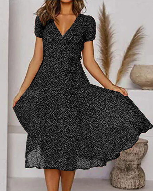 Paloma - Robe en mousseline de soie imprimée à manches courtes et encolure en V