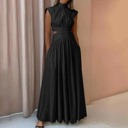 Prudence - Élégante robe sans manches à l'encolure haute très tendance