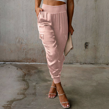 Elégant pantalon cargo avec des reflets satinés - Rayna
