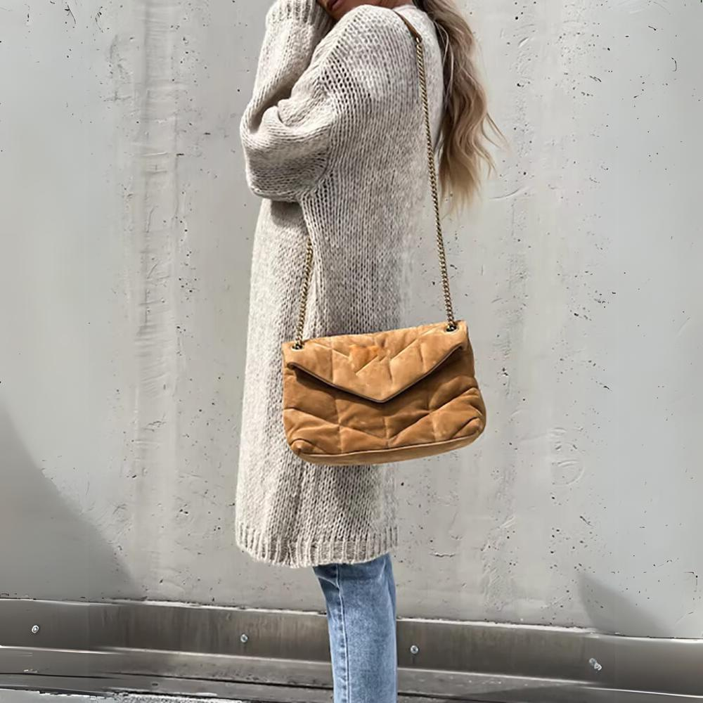 Raluca - Gilet simple et élégant