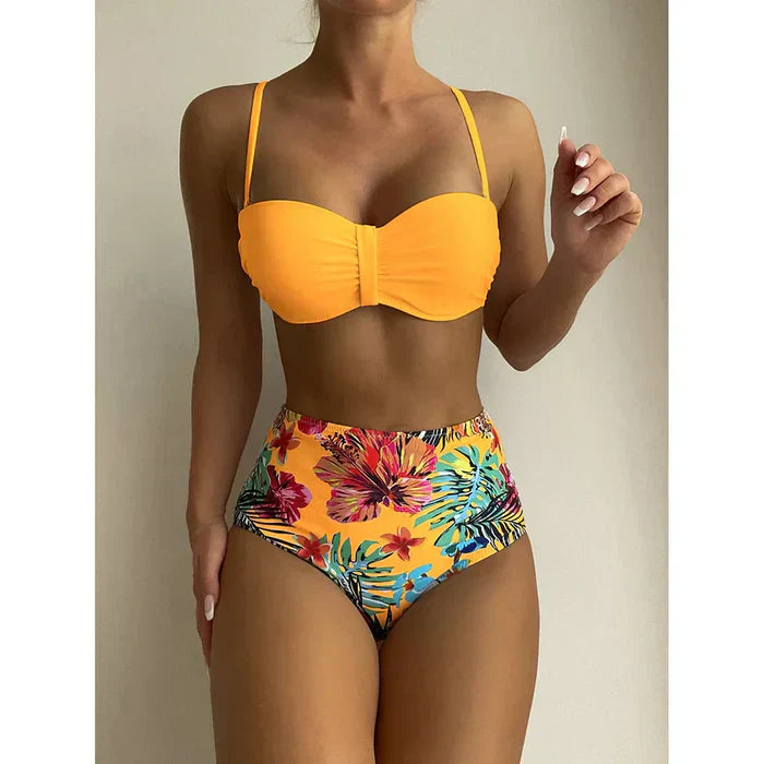 Bikini chic à taille haute et motif floral