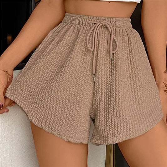 Short avec cordon de serrage et jambes larges