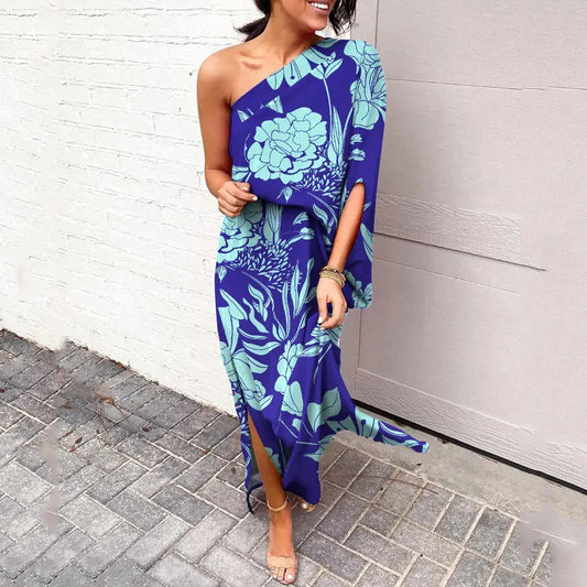 Robe à épaules diagonales