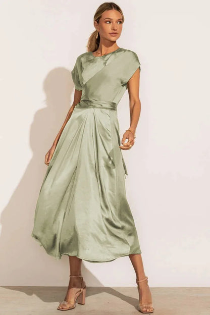 Lotte | Robe de soirée élégante en satin de soie