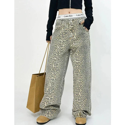 Pantalon rétro avec imprimé léopard